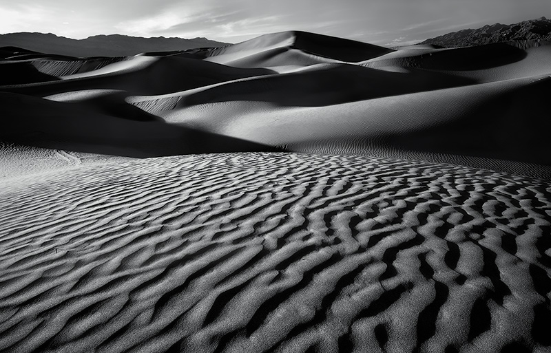 Death Valley National Park, CA, California, sand dunes, Mesquite Flat, dune, shadow, lines, textures, black and white, p