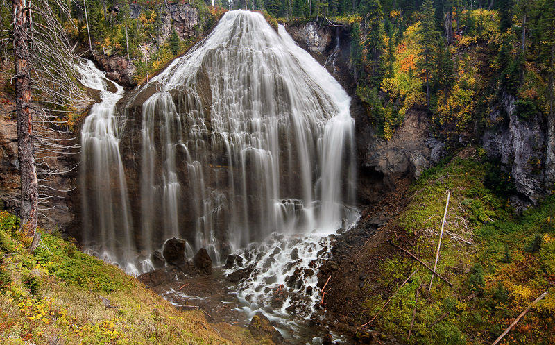 One of the most dramatic waterfalls anywhere in North America is Yellowstone's Union Falls.&nbsp;Its 265 ft. plunge makes it...